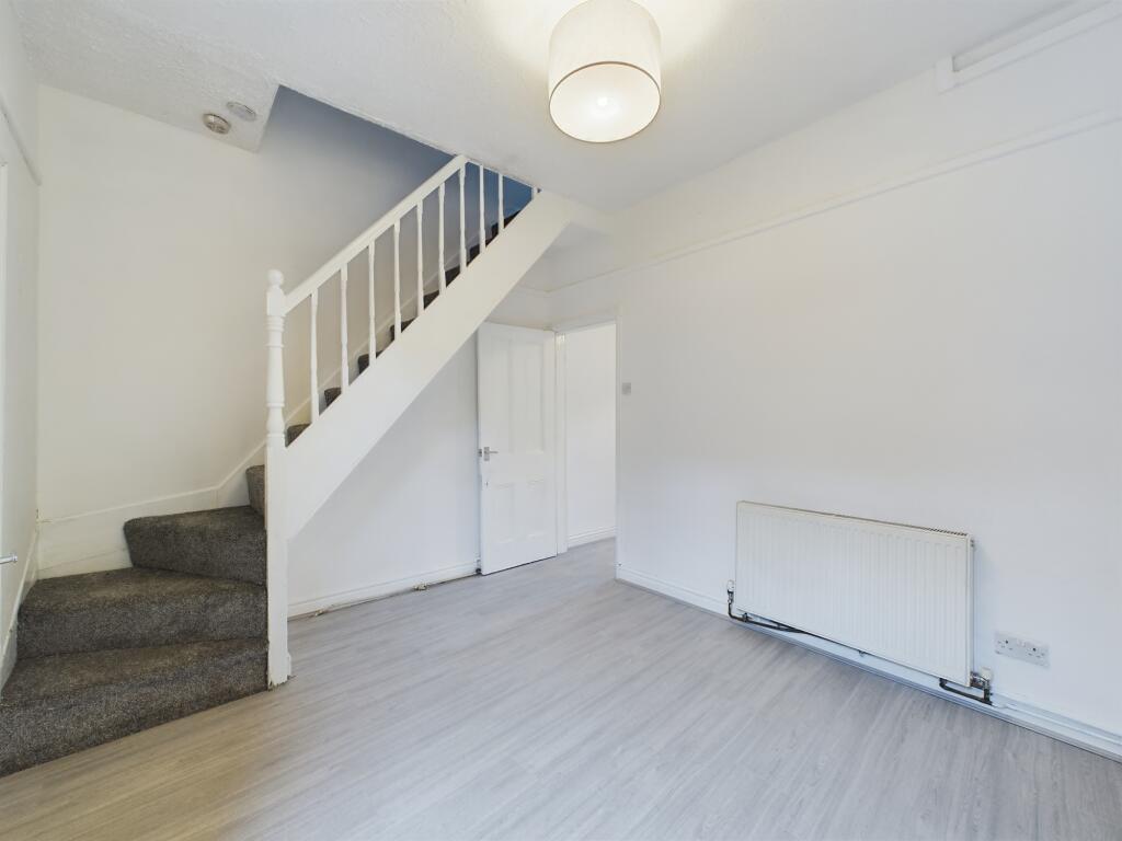 2 bed Mid Terraced House for rent in Aintree. From Homesure Property - Liverpool 2 bed Mid Terraced House for rent in Aintree. From Homesure Property - Liverpool