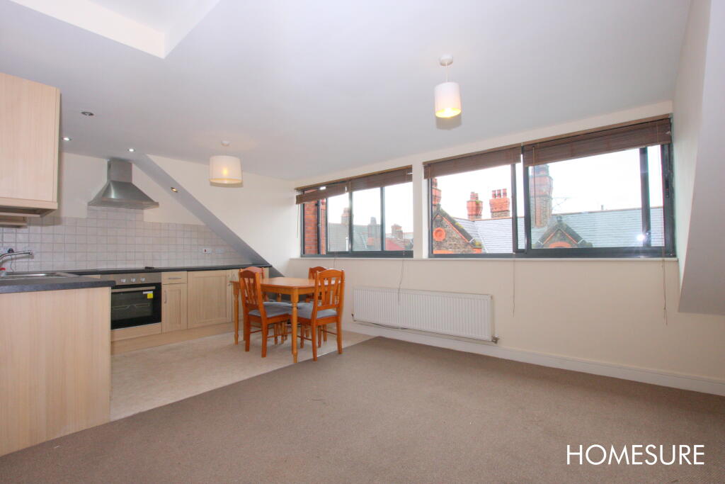 2 bed 1st Floor Flat for rent in Bebington. From Homesure Property - Liverpool