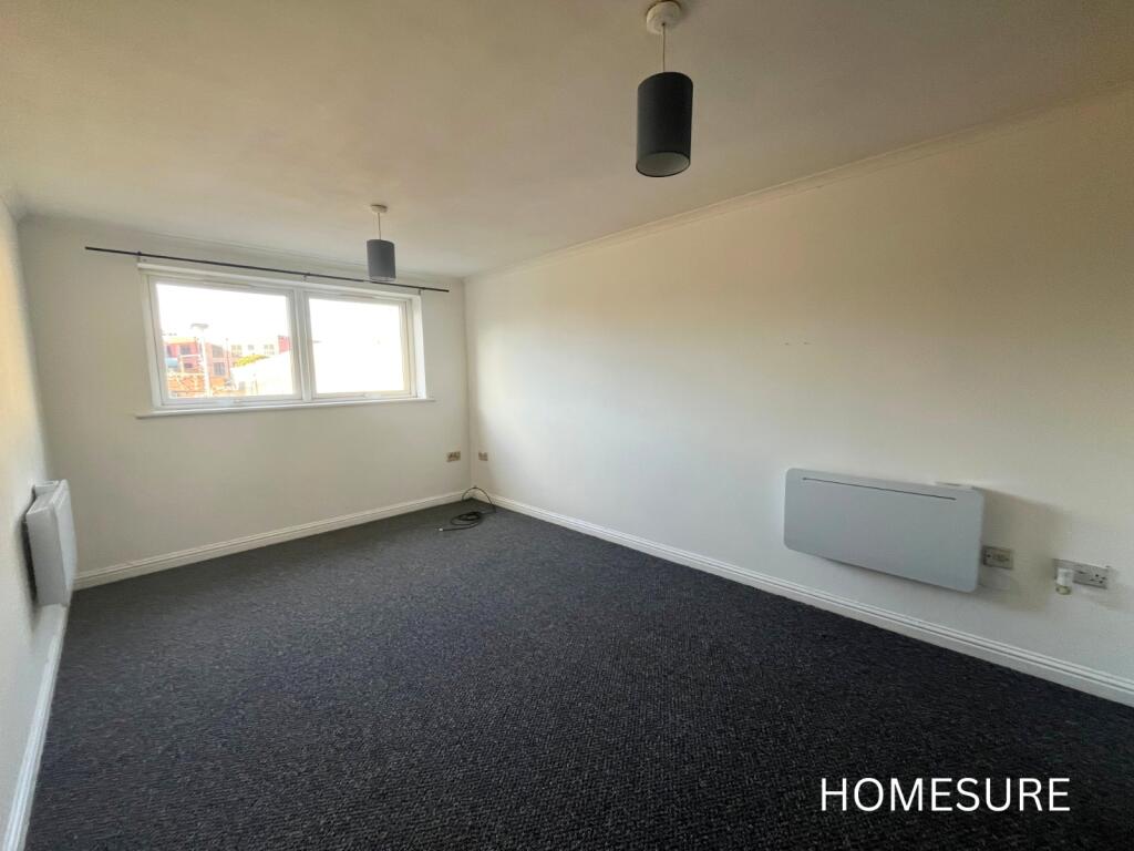 2 bed 1st Floor Flat for rent in Bebington. From Homesure Property - Liverpool