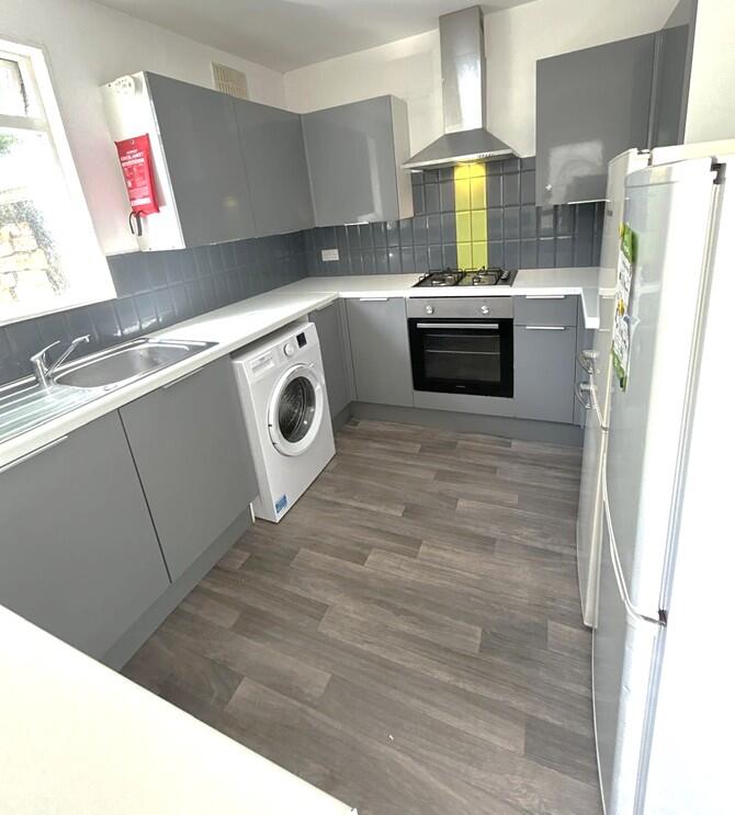 7 bed Detached for rent in Cardiff. From Horizon Properties - Cardiff