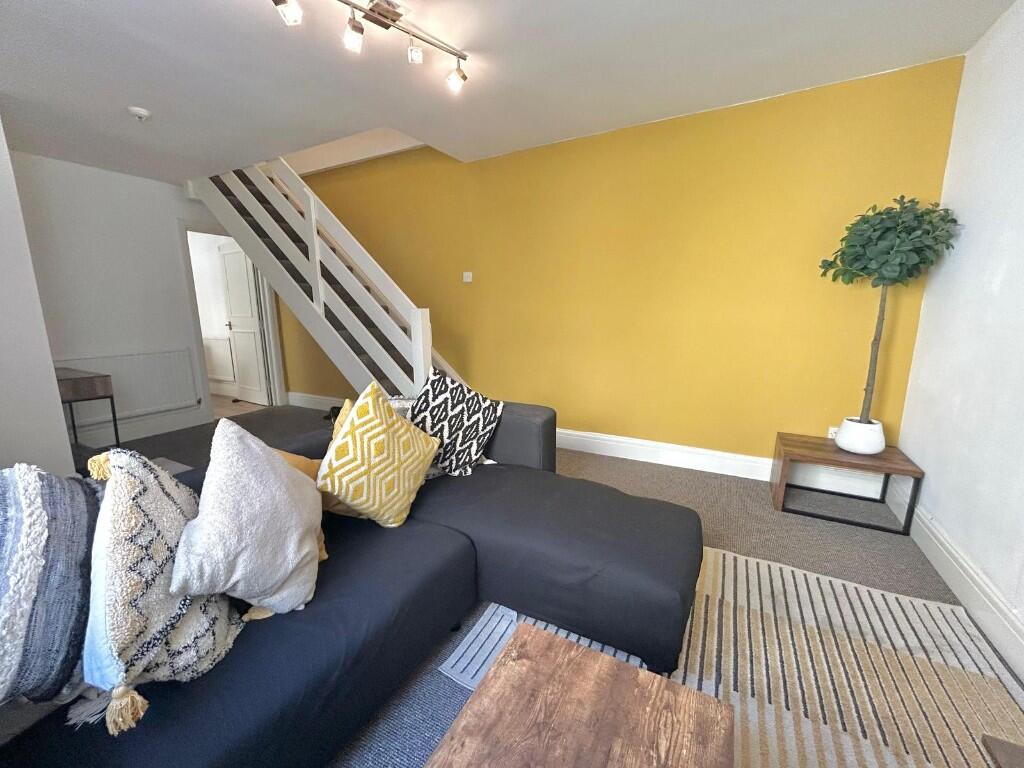 2 bed Detached for rent in Cardiff. From Horizon Properties - Cardiff