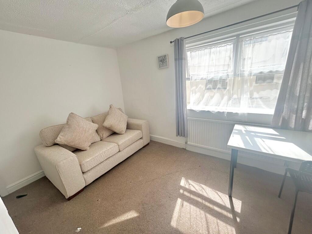 1 bed Apartment for rent in Cardiff. From Horizon Properties - Cardiff
