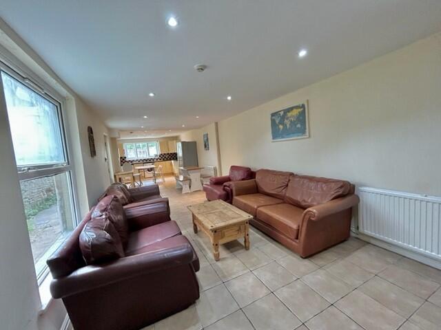 13 bed HMO for rent in Cardiff. From Horizon Properties - Cardiff