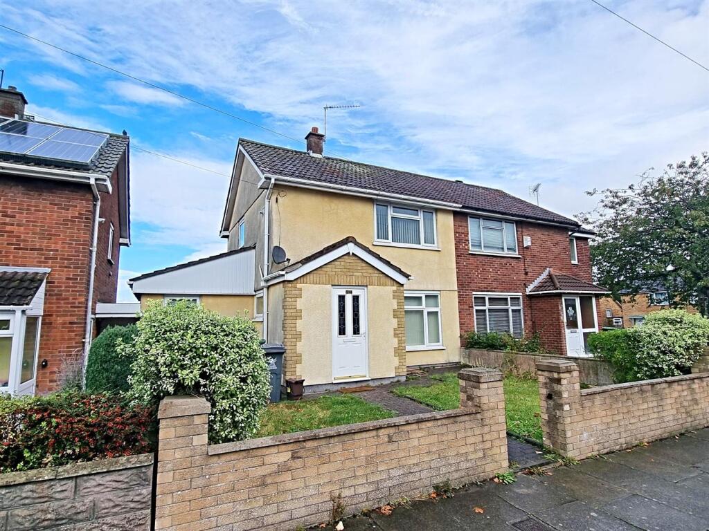 2 bed Semi Detached for rent in St Fagans. From Hoskins Johnson - Pontypridd 2 bed Semi Detached for rent in St Fagans. From Hoskins Johnson - Pontypridd