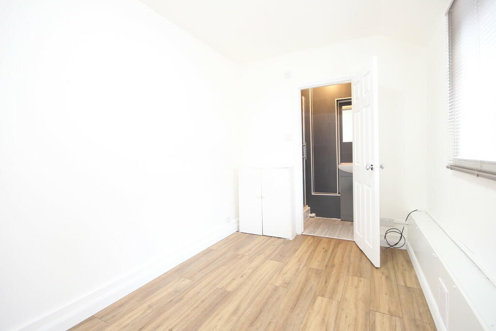 1 bed Apartment for rent in Reading. From Martin & Co - Wokingham