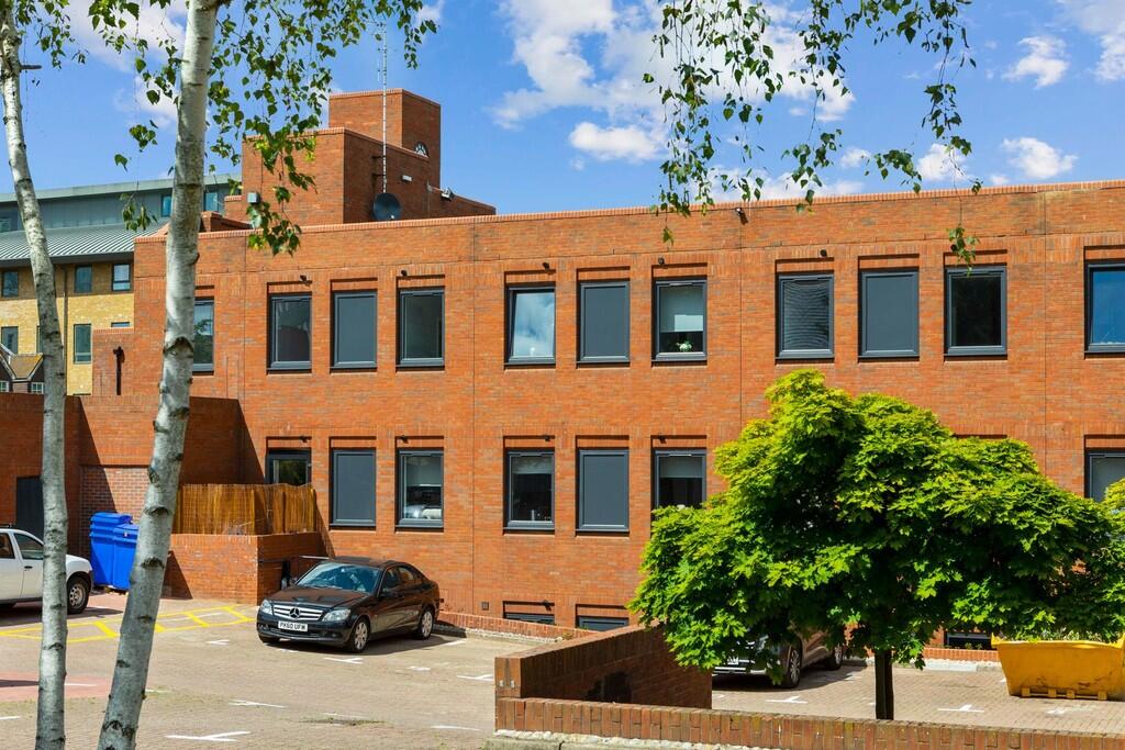 1 bed Apartment for rent in Bracknell. From Martin & Co - Wokingham