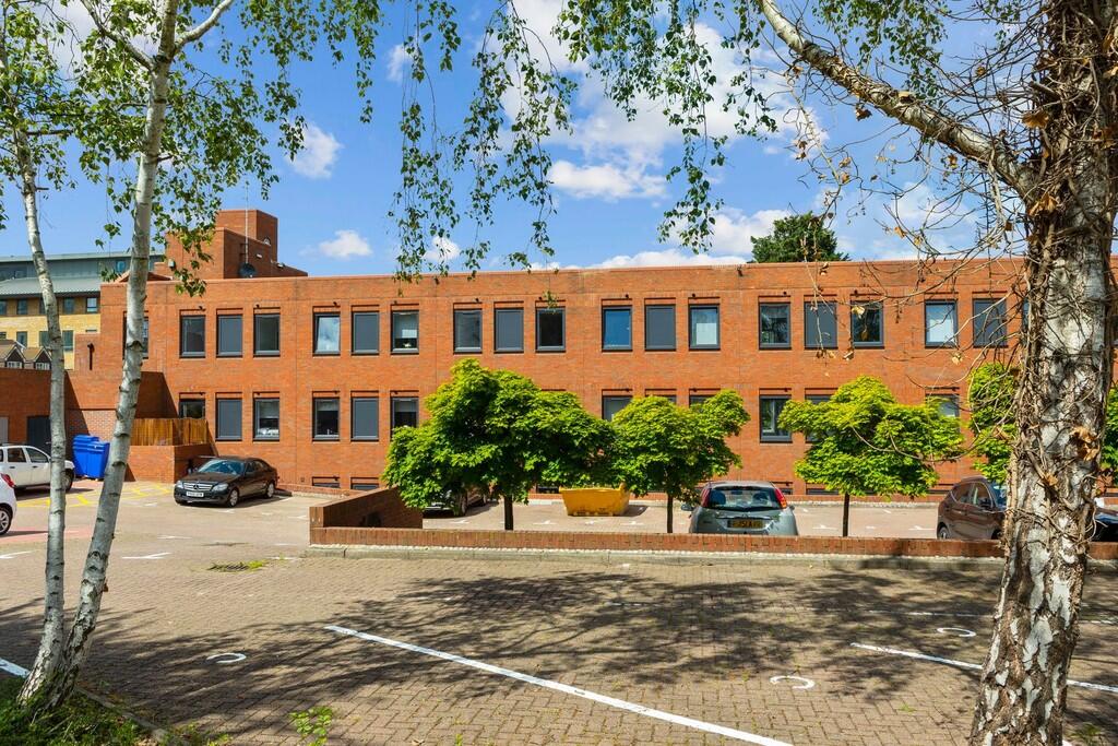 1 bed Apartment for rent in Bracknell. From Martin & Co - Wokingham