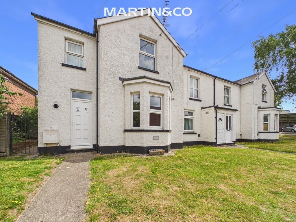 1 bed Apartment for rent in Barkham. From Martin & Co - Wokingham