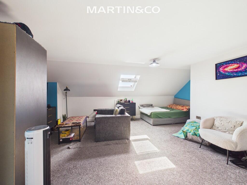 1 bed House Share for rent in Burghfield. From Martin & Co - Wokingham