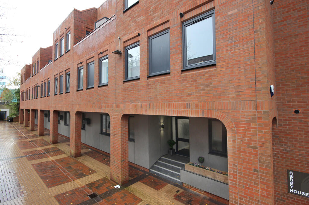 1 bed Apartment for rent in Bracknell. From Martin & Co - Wokingham 1 bed Apartment for rent in Bracknell. From Martin & Co - Wokingham