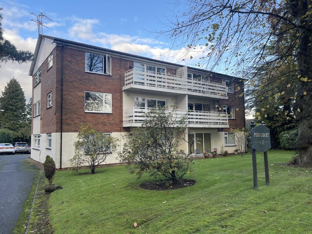 2 bed Apartment for rent in Hagley. From Ian Perks Estate Agents - Stourbridge
