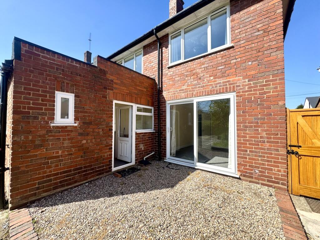 3 bed Detached for rent in Halesowen. From Ian Perks Estate Agents - Stourbridge