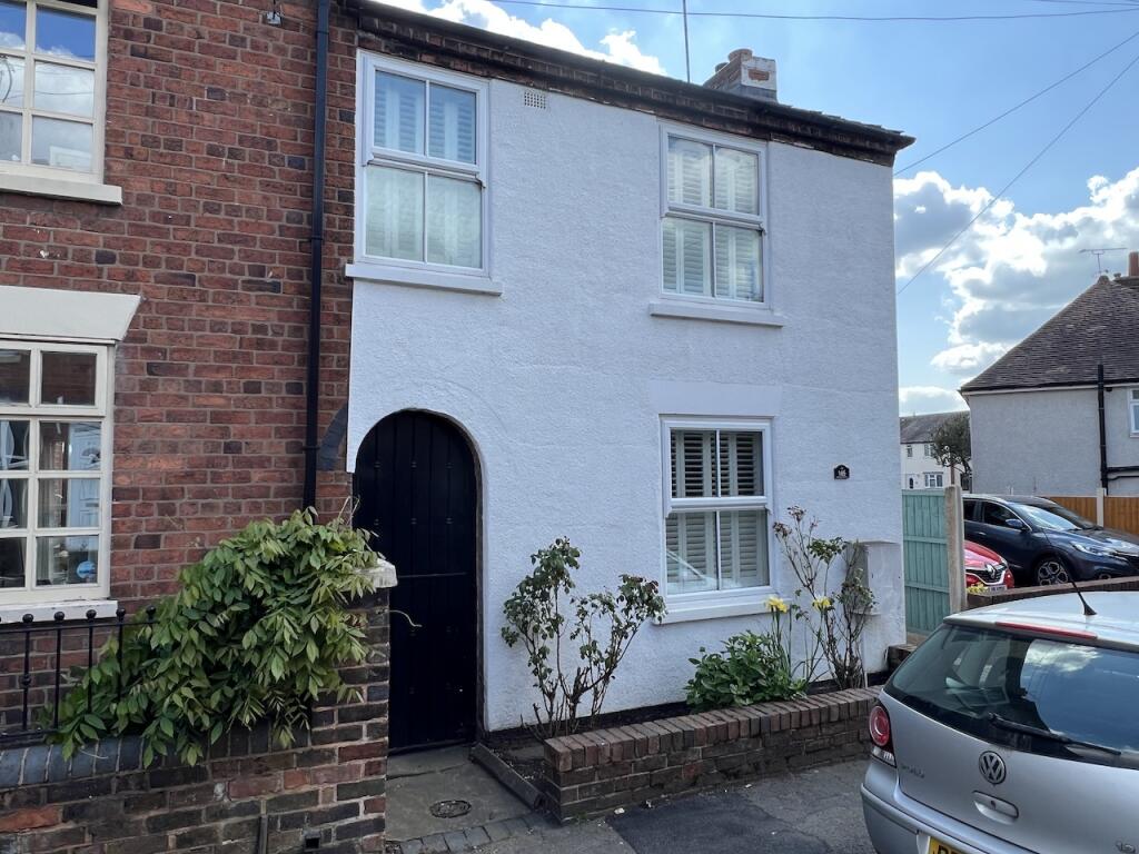 2 bed End of Terrace for rent in Stourbridge. From Ian Perks Estate Agents - Stourbridge