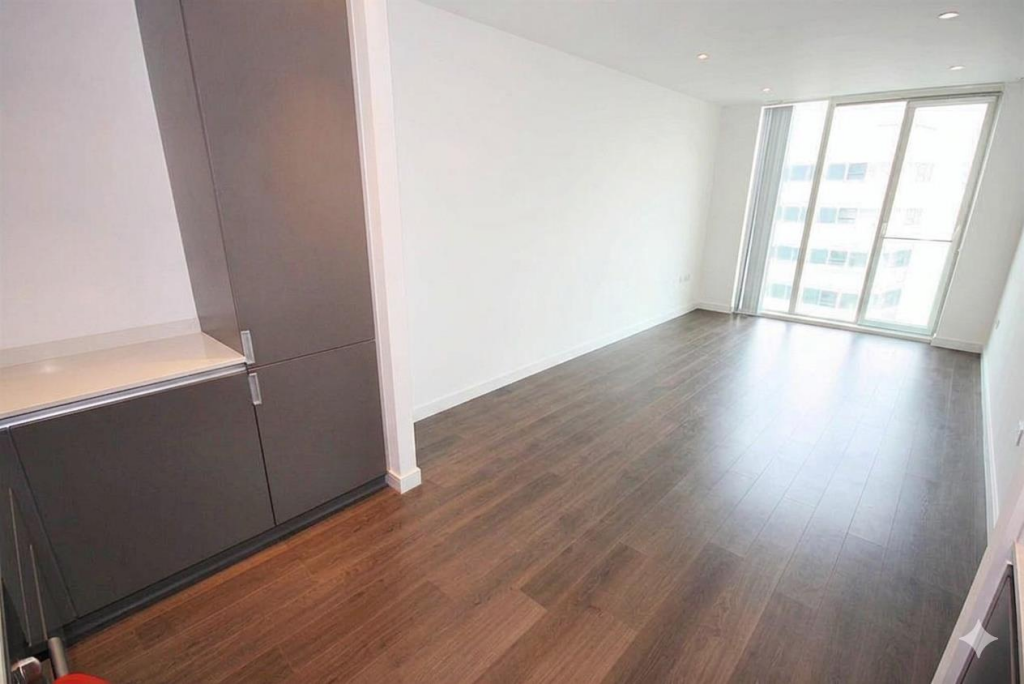 2 bed 1st Floor Flat for rent in Croydon. From Maxwell Property - London 2 bed 1st Floor Flat for rent in Croydon. From Maxwell Property - London