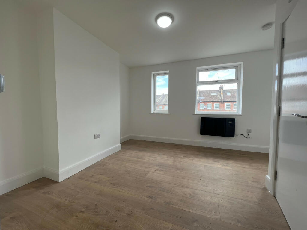 0 bed Student Flat for rent in Willesden. From Maxwells Estates