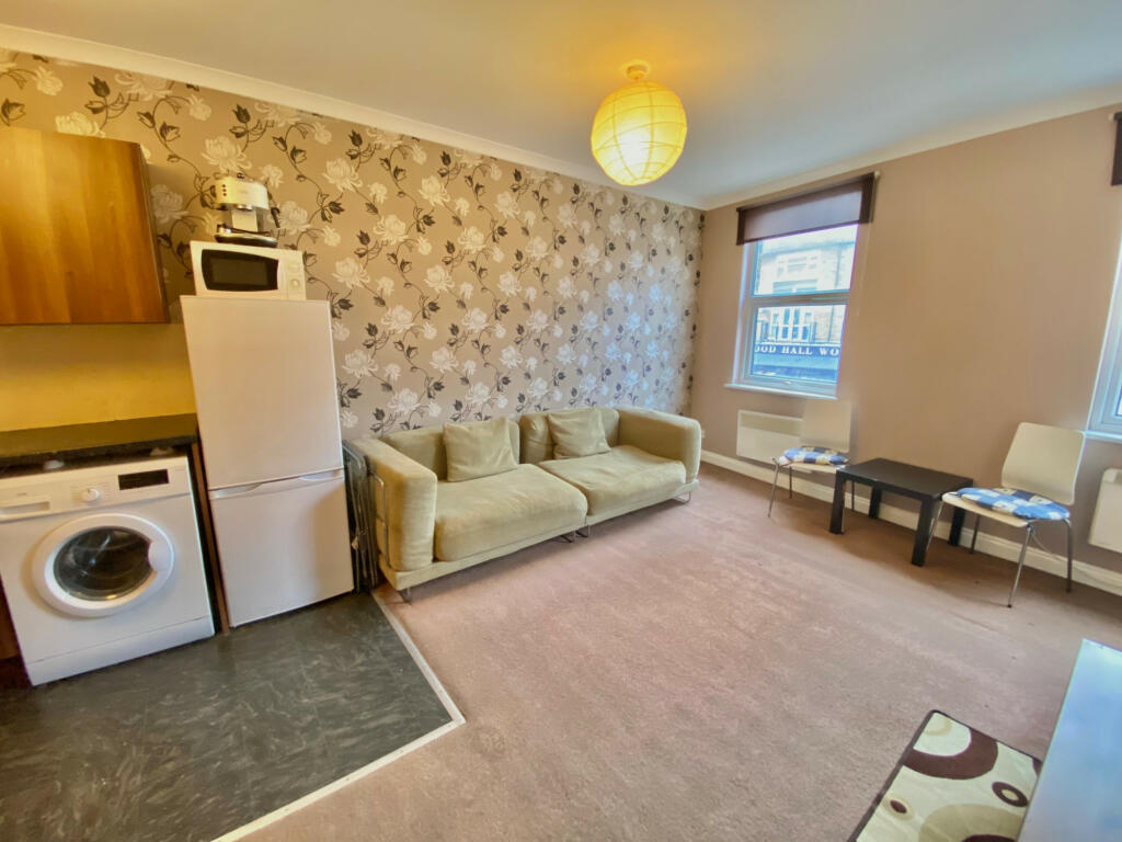 1 bed Flat for rent in Walthamstow. From Maxwells Estates