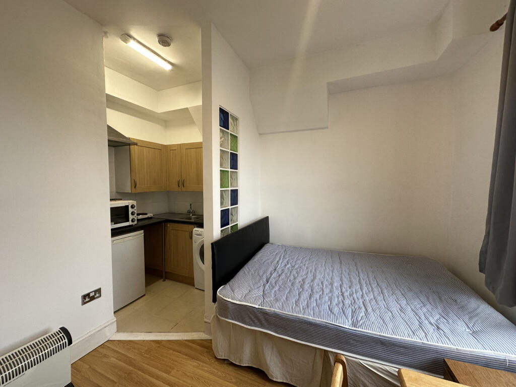 0 bed Studio for rent in Stoke Newington. From Maxwells Estates