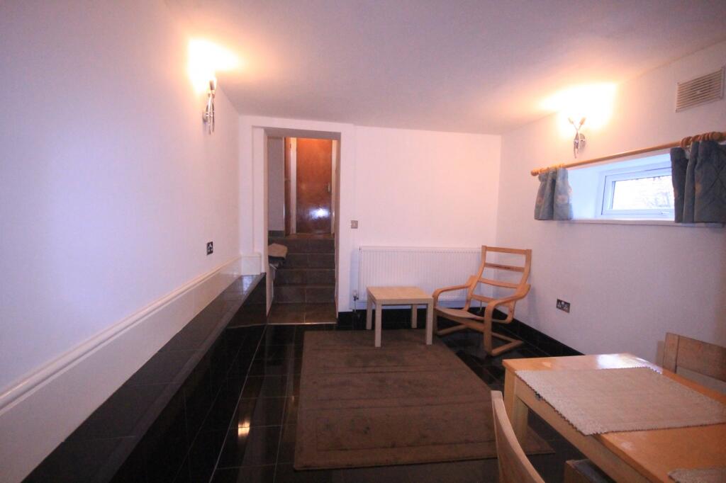 1 bed 1st Floor Flat for rent in Tottenham. From Maxwells Estates