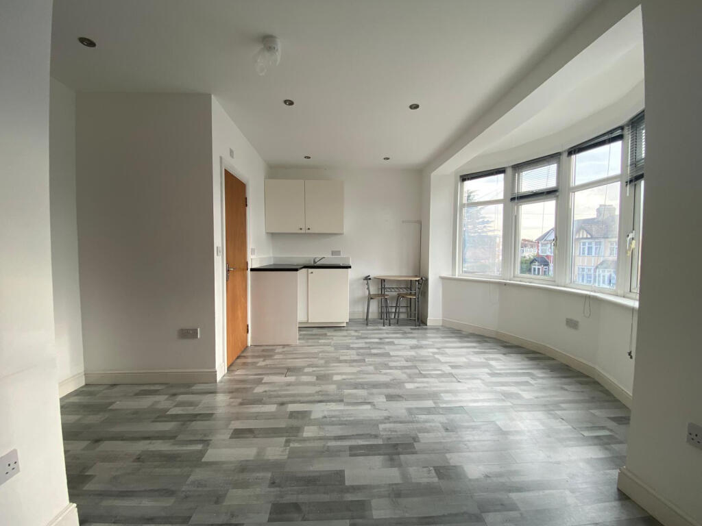 0 bed Studio for rent in Ilford. From Maxwells Estates