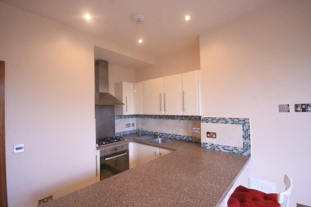 1 bed 1st Floor Flat for rent in Hornsey. From Maxwells Estates