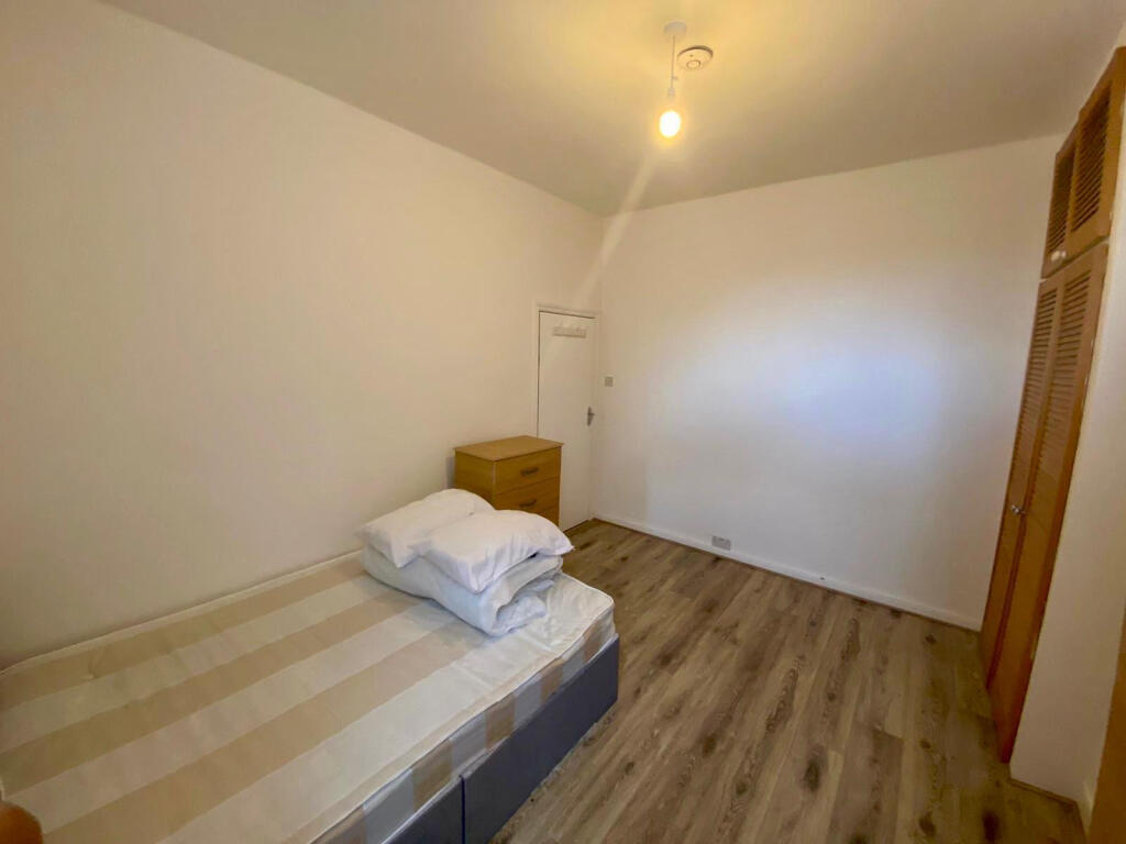 4 bed Flat Share for rent in Wood Green. From Maxwells Estates