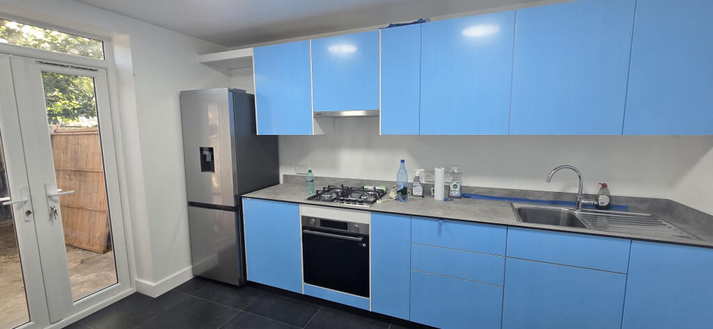 1 bed 1st Floor Flat for rent in Leyton. From Maxwells Estates
