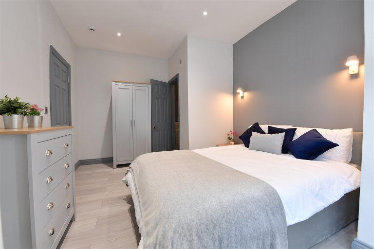 6 bed Mid Terraced House for rent in Croydon. From Maxwells Estates 6 bed Mid Terraced House for rent in Croydon. From Maxwells Estates