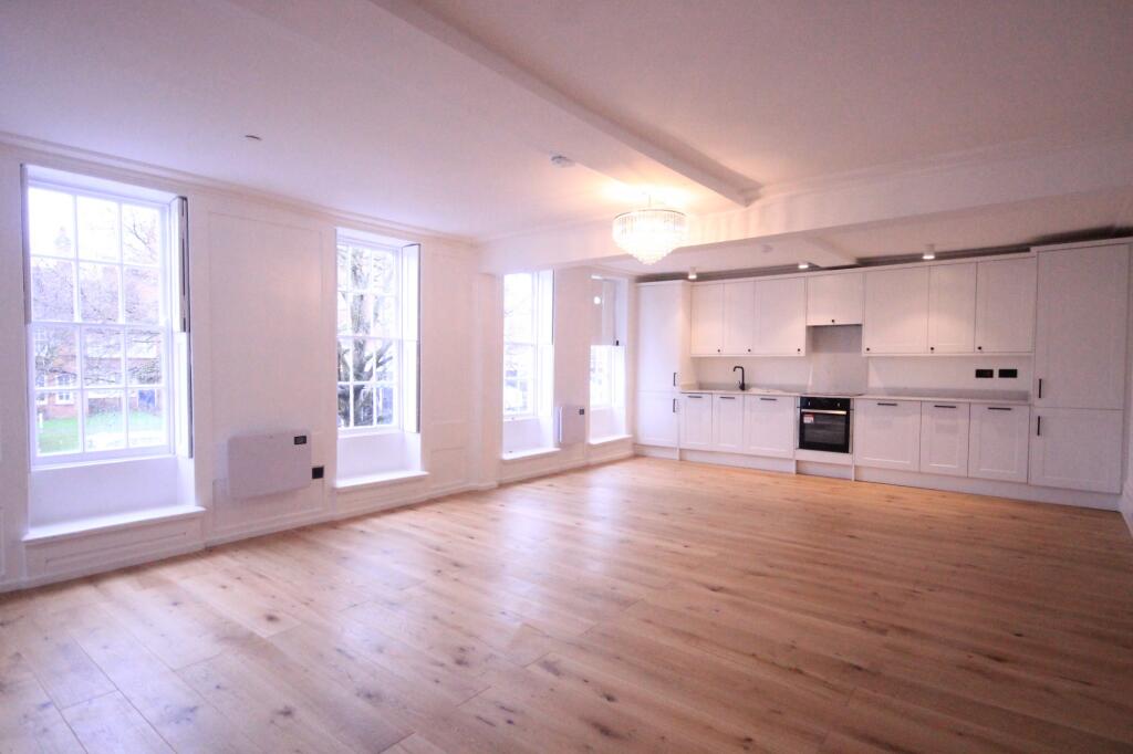 4 bed Studio for rent in Brentwood. From Maxwells Estates 4 bed Studio for rent in Brentwood. From Maxwells Estates