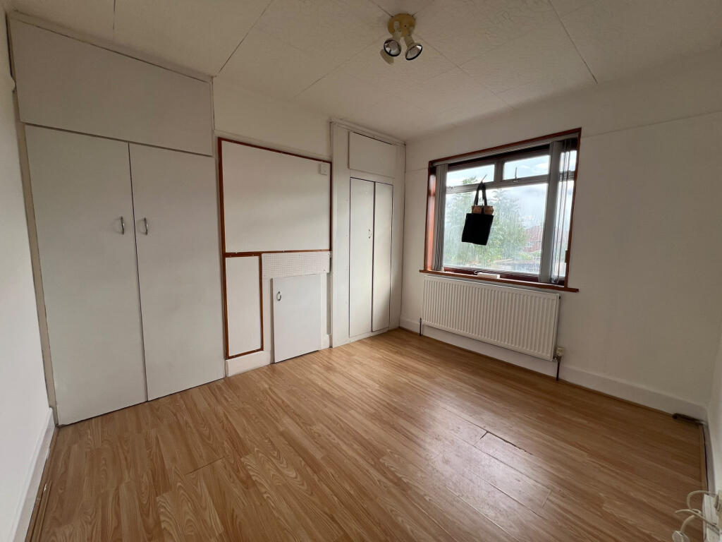 3 bed Mid Terraced House for rent in Dagenham. From Maxwells Estates 3 bed Mid Terraced House for rent in Dagenham. From Maxwells Estates