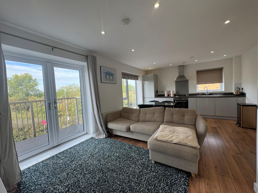 1 bed 1st Floor Flat for rent in Aveley. From Maxwells Estates