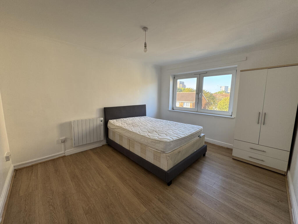 2 bed Apartment for rent in London. From Maxwells Estates