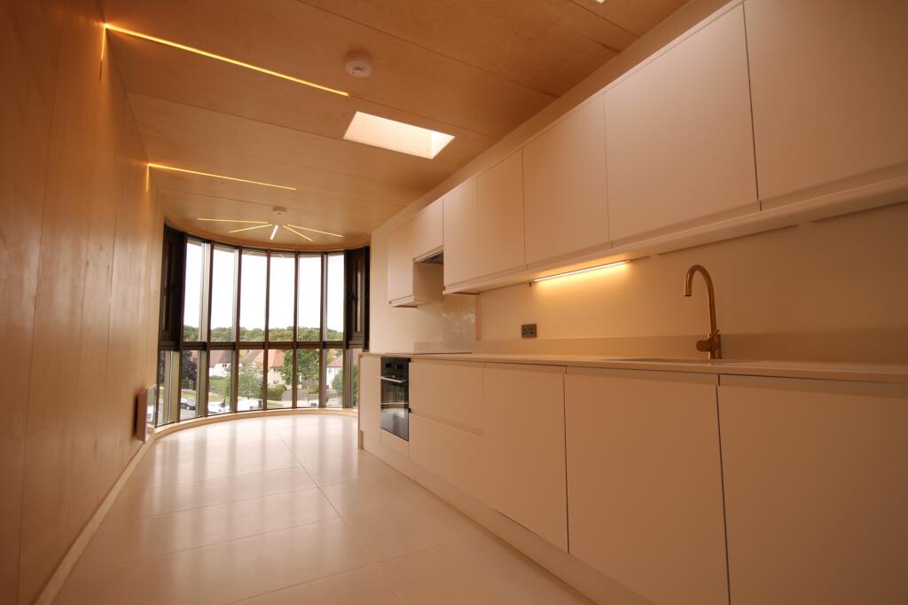 2 bed 1st Floor Flat for rent in Wood Green. From Maxwells Estates 2 bed 1st Floor Flat for rent in Wood Green. From Maxwells Estates