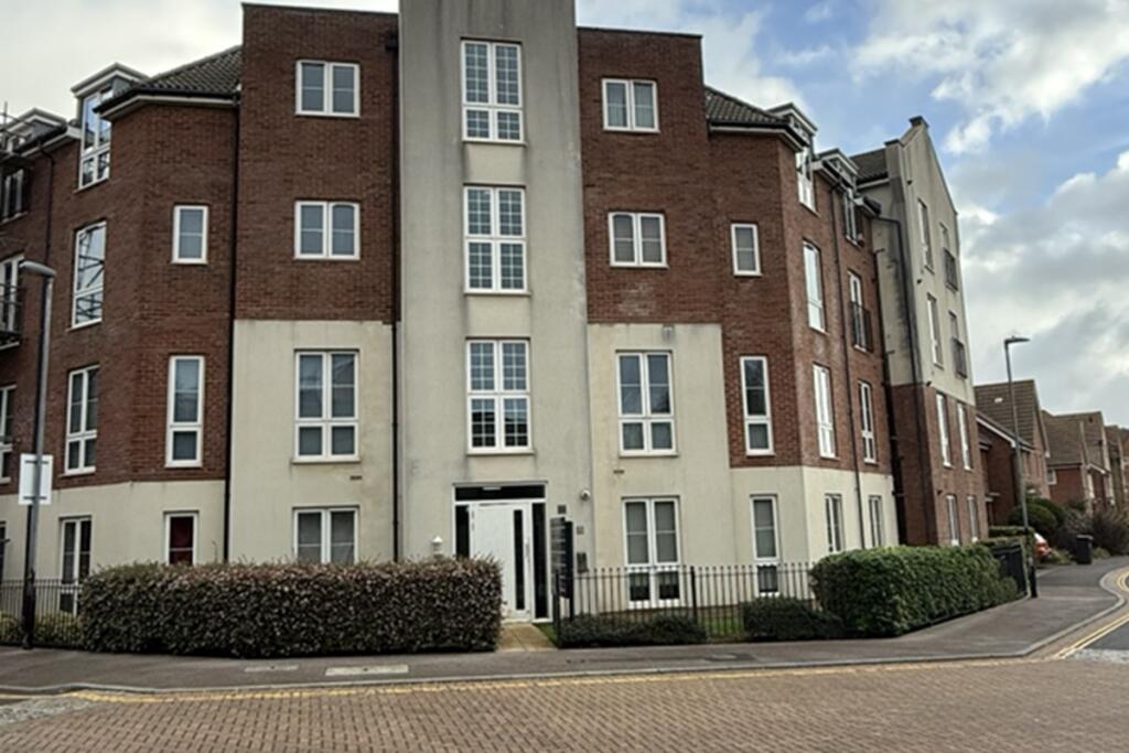 2 bed 1st Floor Flat for rent in Clapham. From Ian Watkins Estate Agents - Worthing