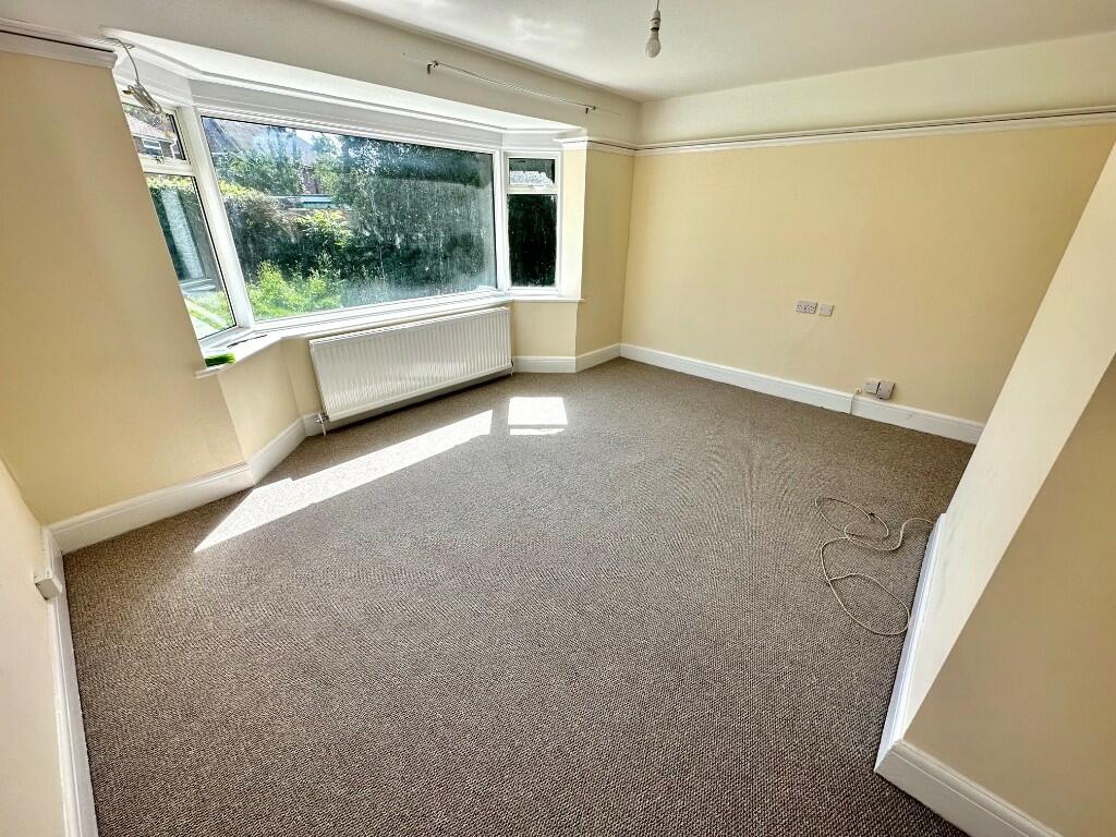 2 bed Detached bungalow for rent in Clapham. From Ian Watkins Estate Agents - Worthing