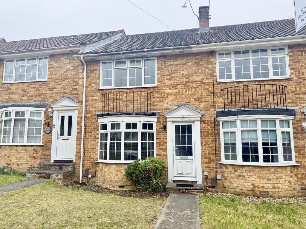 3 bed Mid Terraced House for rent in Clapham. From Ian Watkins Estate Agents - Worthing 3 bed Mid Terraced House for rent in Clapham. From Ian Watkins Estate Agents - Worthing