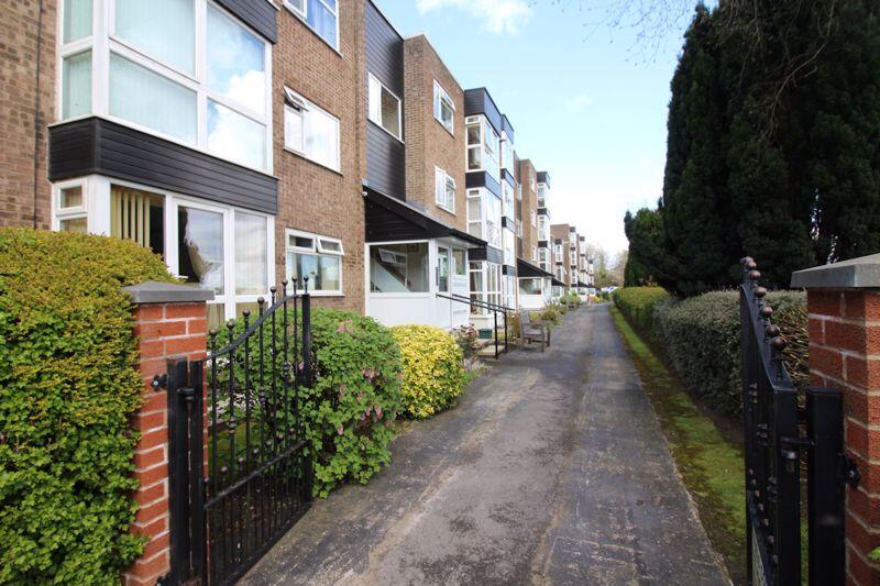 1 bed 1st Floor Flat for rent in Bury. From Cardwells Sales - Lettings - Management & Commercial - Bury