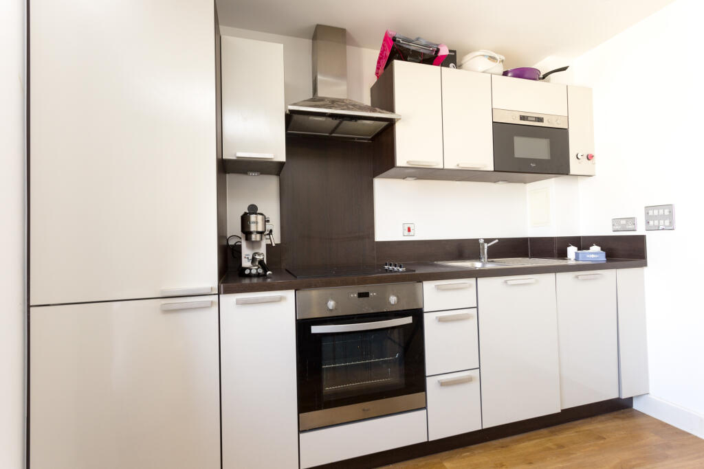 1 bed Apartment for rent in Bermondsey. From Metro Village Limited