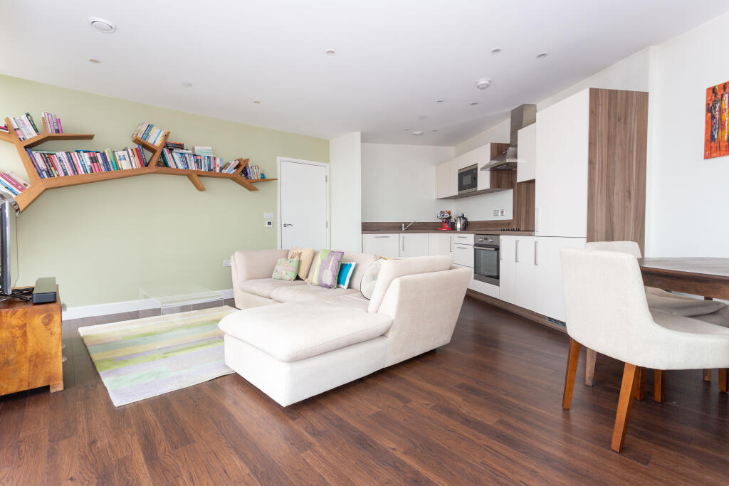 2 bed Apartment for rent in Bermondsey. From Metro Village Ltd - Canada Water