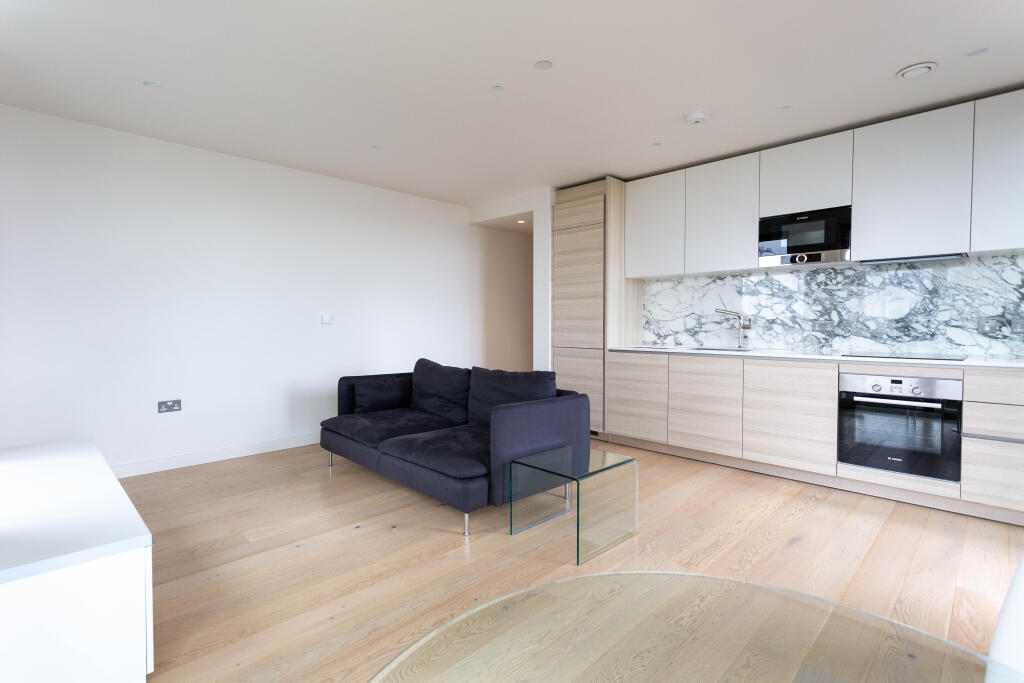 1 bed Apartment for rent in Greenwich. From Metro Village Ltd - Canada Water