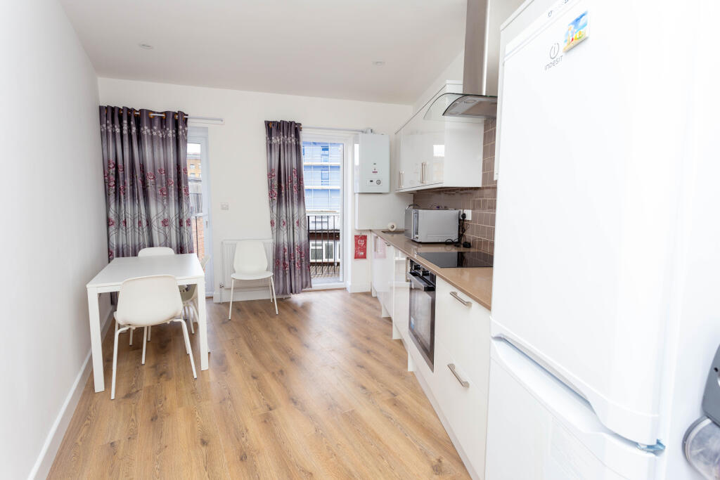 2 bed Apartment for rent in Bermondsey. From Metro Village Ltd - Canada Water