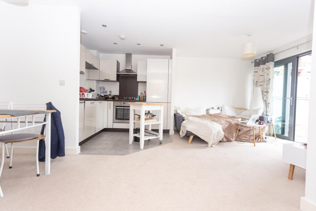 1 bed Apartment for rent in Bermondsey. From Metro Village Ltd - Canada Water