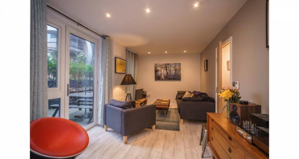 1 bed Apartment for rent in London. From Michael Naik & Co