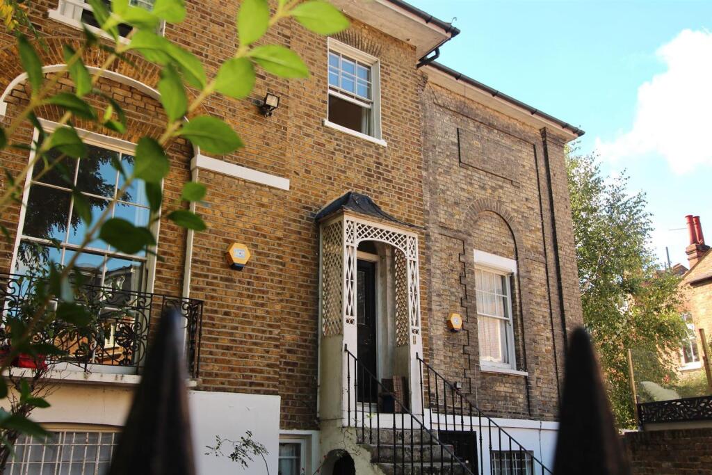 4 bed Annexe for rent in Stoke Newington. From Michael Naik - London