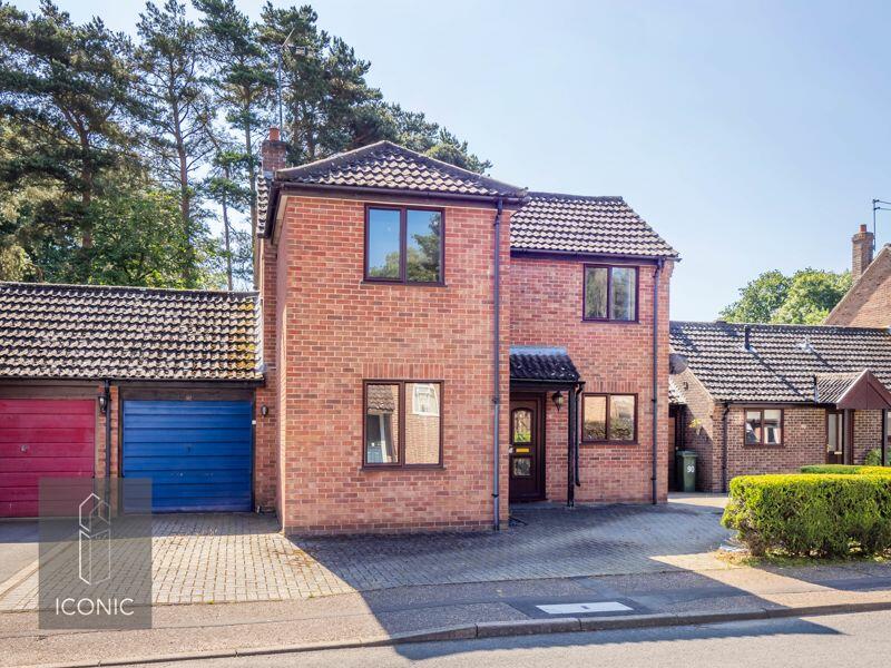 4 bed Detached for rent in Norwich. From Iconic - Taverham