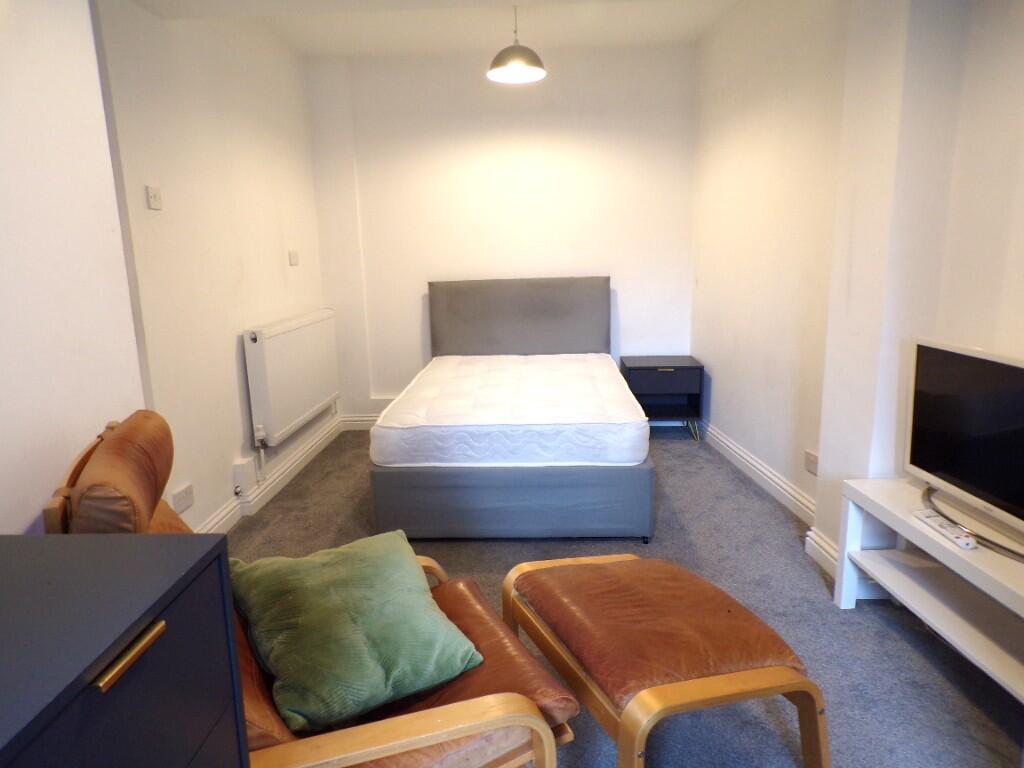 1 bed House Share for rent in Portsmouth. From IMUVE Lettings - Southsea 1 bed House Share for rent in Portsmouth. From IMUVE Lettings - Southsea