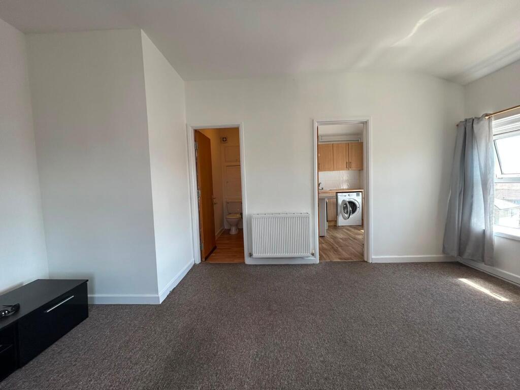 4 bed Studio for rent in Portsmouth. From IMUVE Lettings - Southsea 4 bed Studio for rent in Portsmouth. From IMUVE Lettings - Southsea