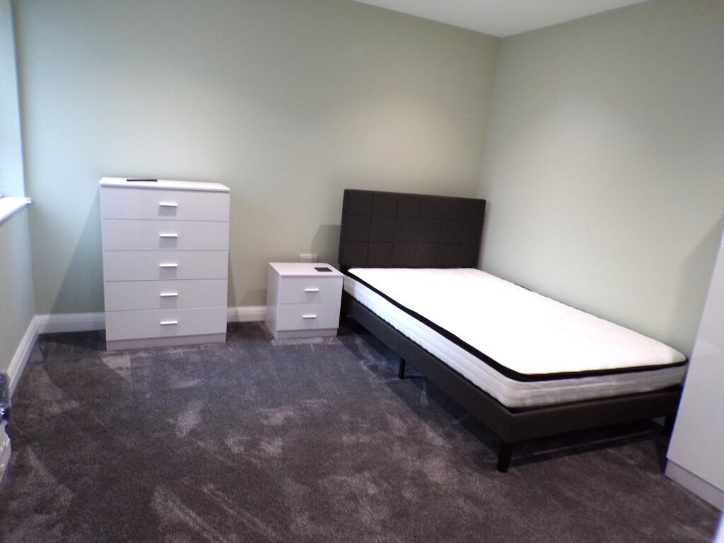 6 bed House Share for rent in Portsmouth. From IMUVE Lettings - Southsea 6 bed House Share for rent in Portsmouth. From IMUVE Lettings - Southsea