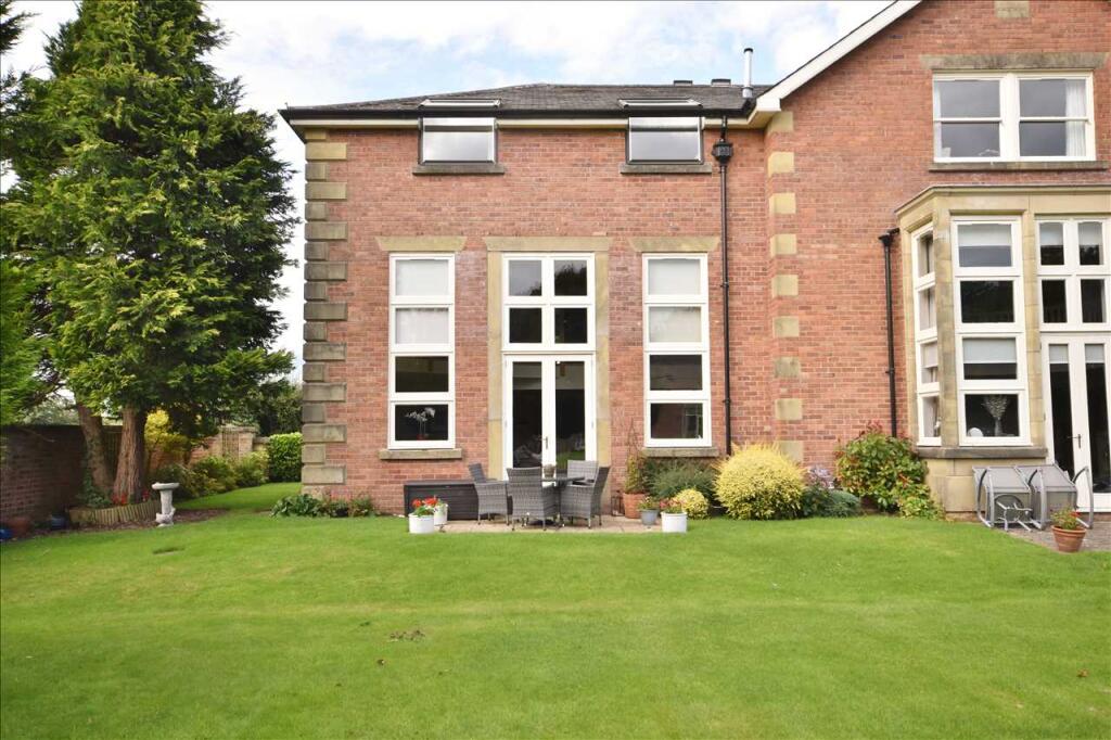 2 bed Apartment for rent in Chorley. From Ince Williamson - Chorley