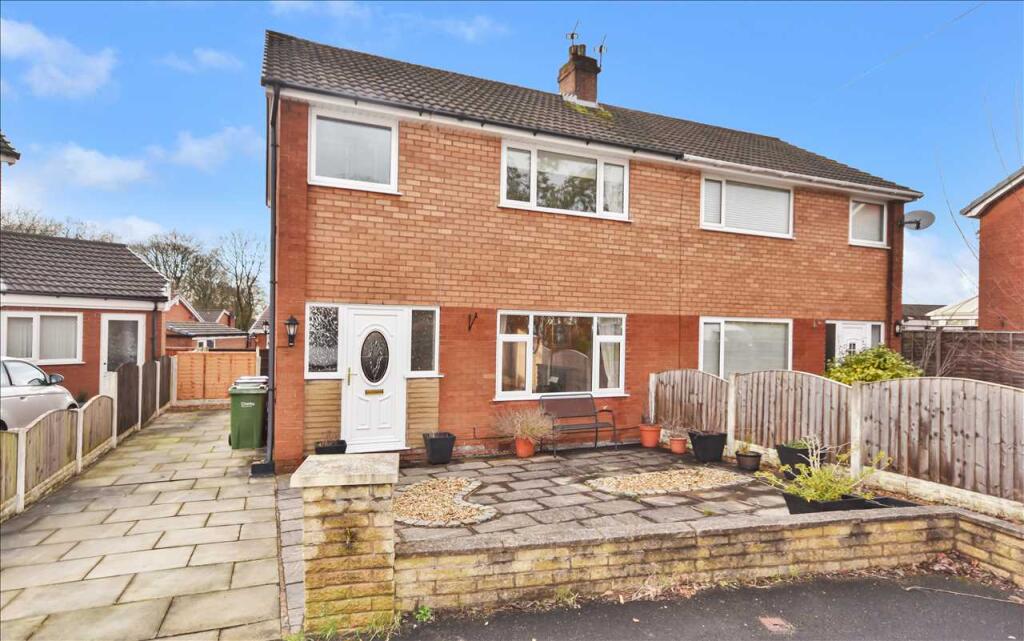 3 bed Semi Detached for rent in Chorley. From Ince Williamson - Chorley 3 bed Semi Detached for rent in Chorley. From Ince Williamson - Chorley