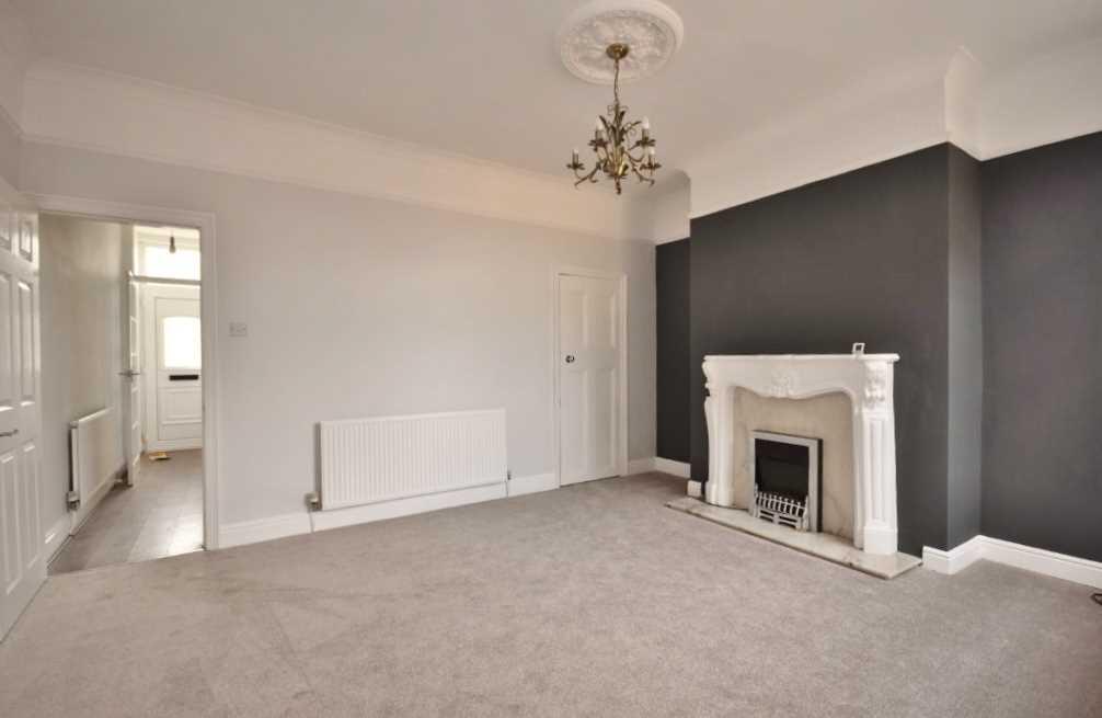 2 bed Mid Terraced House for rent in Chorley. From Ince Williamson - Chorley